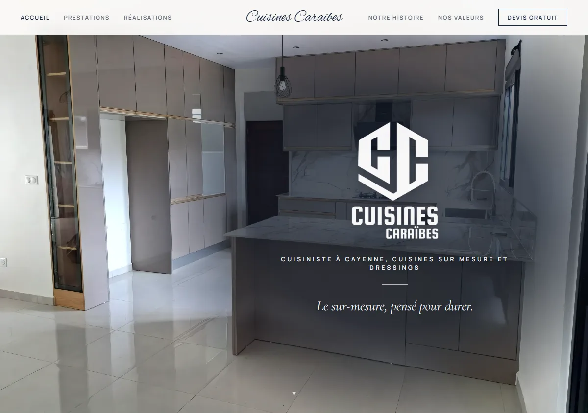 Page d'accueil du site Cuisines Caraïbes, cuisiniste à Cayenne